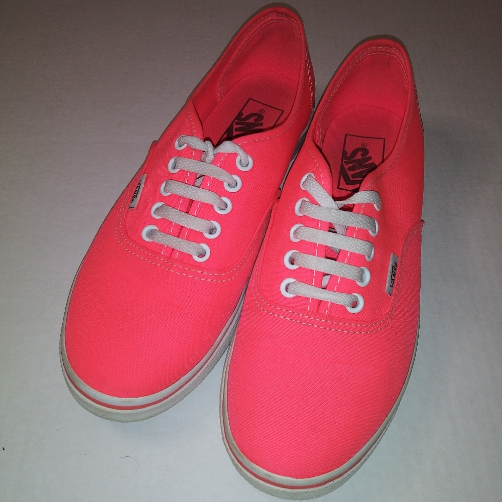 Vans classics neon coral womens size 7 sneakers